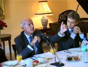 14 octobre 2009 : petit-déjeuner du Club de l’Audace à l’Assemblée Nationale avec Thierry SAUSSEZ, délégué interministériel à la communication