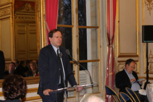 5 janvier 2012 : petit-déjeuner du Club de l’Audace au Sénat avec Hervé NOVELLI, ancien ministre, secrétaire général-adjoint de l’UMP